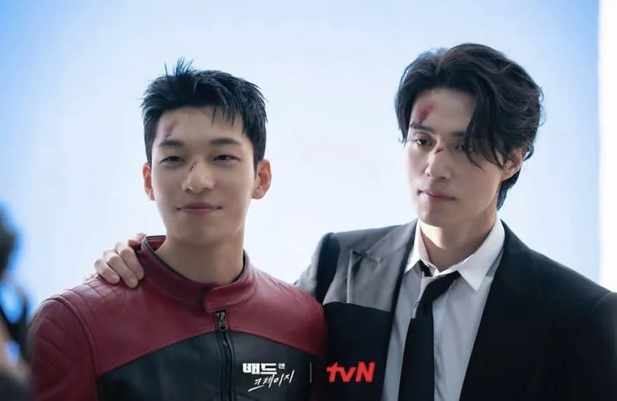 Cena divertida dos protagonistas do dorama Bad and Crazy.